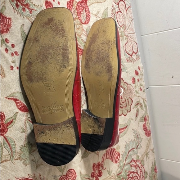 Fortune From Liberty Red and White Leather Square Toe Cowhide Lace Up Oxfords main image 5
